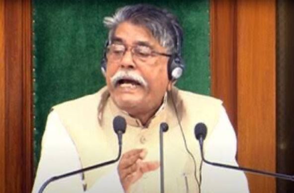Bihar Floor Test: फ्लोर टेस्ट से पहले नीतीश कुमार को बहुमत, बिहार विधानसभा स्पीकर अवध बिहारी चौधरी हटाए गए