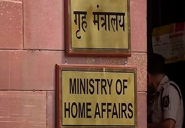 Delhi News : अब केंद्रीय गृह मंत्रालय की सुरक्षा में सेंध, फर्जी दस्तावेज के सहारे घुसा युवक