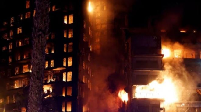 New York : इमारत में भीषण आग लगने से एक भारतीय नागरिक की मौत, कई लोग घायल