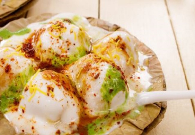 Dahi Bhalla Recipe: रमजान और होली के त्यौहार में लगाएं टेस्टी दही भल्ले के स्वाद का तड़का