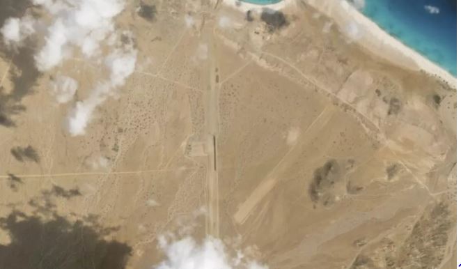 लाल सागर में हूतियों के हमलों के बीच हिंद महासागर पर बन रही रहस्यमयी एयरबेस , यमन पर शक