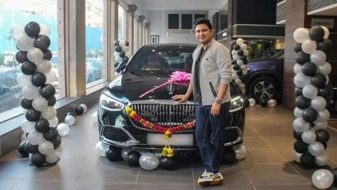 Lyricist Manoj Muntashir Mercedes-Maybach S-Class : गीतकार मनोज मुंतशिर ने खरीदी मर्सिडीज-मेबैक एस-क्लास , जानें कार की कीमत