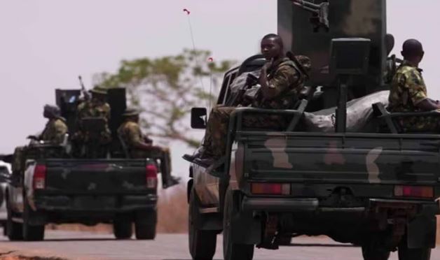Nigerias Gunmen kidnapped children : नाइजीरिया में बंदूकधारियों ने 15 बच्चों को किया अगवा, पहले ही 300 बच्चे हुए थे किडनैप