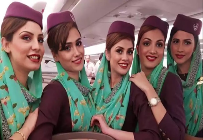 कनाडा में लैंड करते ही गायब हो रही थीं पाकिस्तान एयरलाइंस की महिलाएं, अब इस रहस्य से उठा पर्दा!