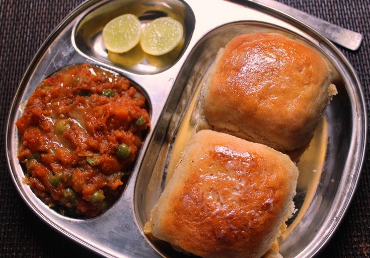 Pav Bhaji Recipe: स्ट्रीट फूड से ज्यादा टेस्टी लगेगा पाव भाजी, बस इस रेसिपी से करें ट्राई