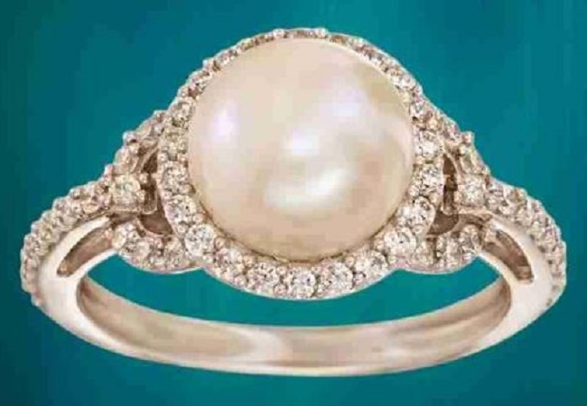 Rules of wearing pearl