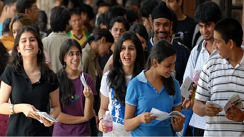 पीएचडी प्रवेश के लिए नेट स्कोर से छात्रों को कई प्रवेश परीक्षाओं में बैठने की आवश्यकता खत्म हो जाएगी : UGC