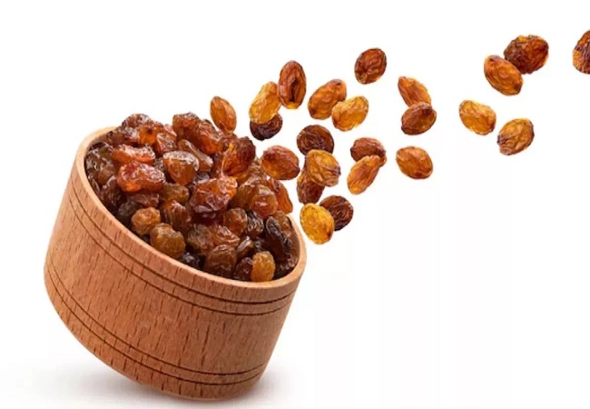 Benefits of eating raisins