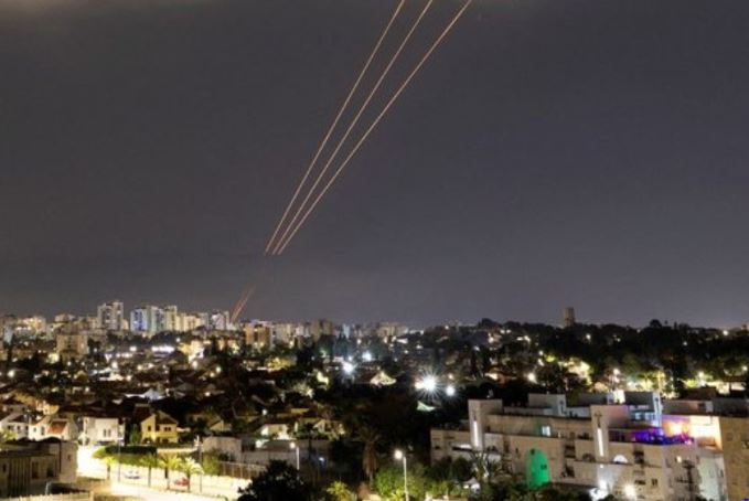 Israel-Iran tension: इजरायल ने जवाबी हमला किया तो दिया जाएगा मुंह तोड़ जवाब : iran