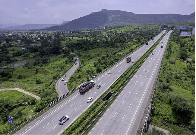 सड़कों का रख-रखाव अब होगा आसान, NHAI ला रहा है सेल्फ-हीलिंग डामर