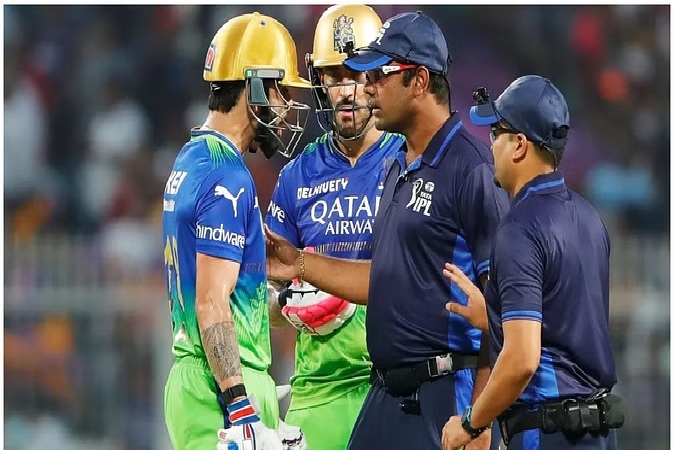 IPL 2024 : अंपायर से बहस करना विराट कोहली को पड़ा महंगा,मैच फीस का 50 प्रतिशत का लगा जुर्माना