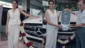 Sai Tamhankar ने खुद को गिफ्ट की करोड़ों की मर्सिडीज-बेंज, शेयर किया वीडियो