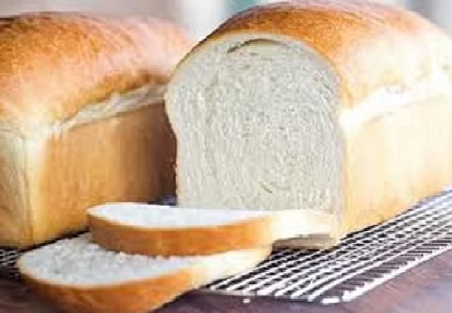 Side effects of eating bread: सुबह सुबह चाय के साथ ब्रेकफास्ट में ब्रेड खाना है सेहत के लिए कितना नुकसानदायक