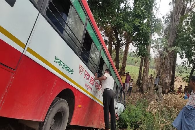 Lakhimpur Kheri : मैजिक वाहन और बस की टक्कर में चार लोगों की मौत और छह घायल