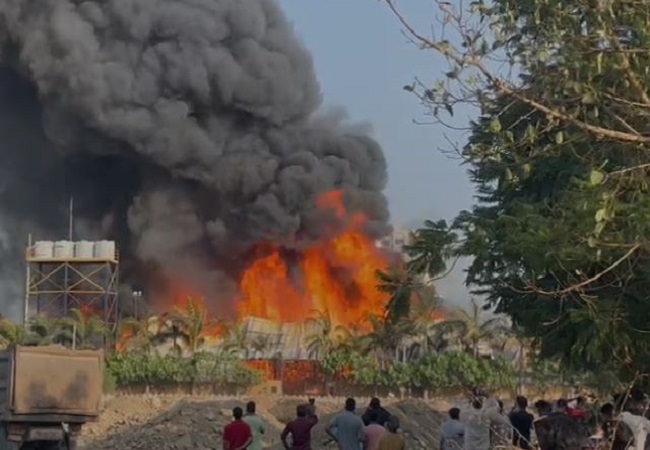 Breaking News : राजकोट के गेमिंग जोन में लगी भीषण आग, 20 लोगों की मौत