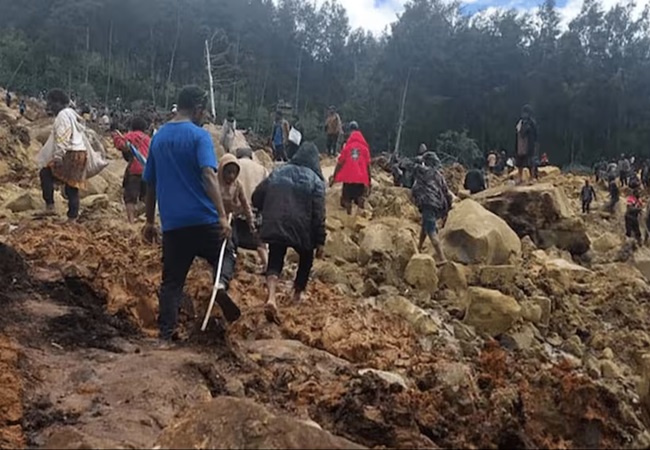 पापुआ न्यू गिनी में 670 से ज्यादा लोग मिट्टी के नीचे हुए जिंदा दफन; संयुक्त राष्ट्र का सनसनीखेज बयान