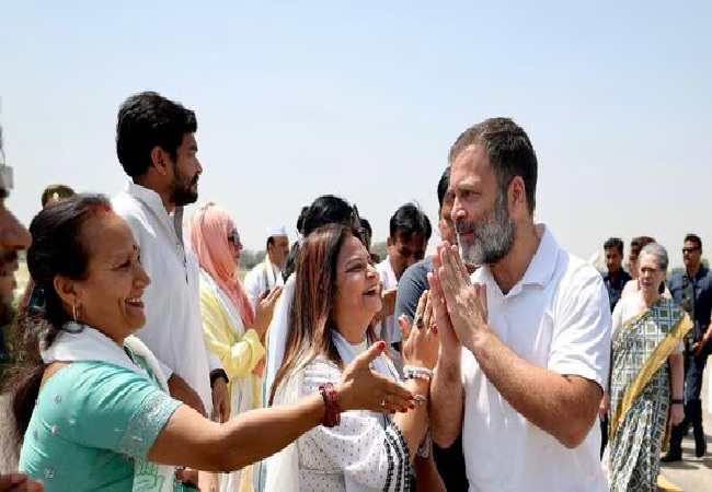 Lok Sabha Election 2024 : रायबरेली से नामांकन के बाद भावुक हुए राहुल गांधी, कहा- मां ने भरोसे से सौंपी परिवार की कर्मभूमि