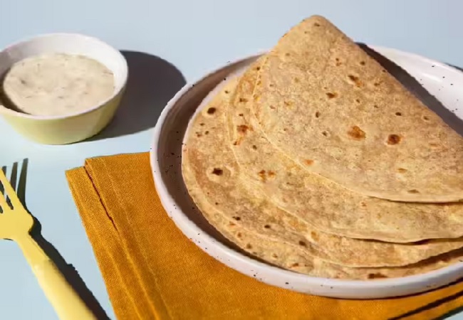 Benefits of eating Dahi Roti: गर्मियों में करें दही रोटी का भोजन, दूर होंगी बीमारियां, शरीर को मिलेगी ठंडक
