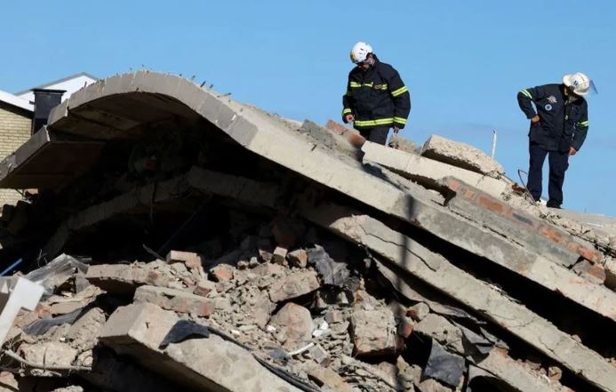 South Africa Building Collapse : दक्षिण अफ्रीका में इमारत ढहने की भयावह घटना, मरने वालों की संख्या 32 हुई , 20 कर्मचारी लापता