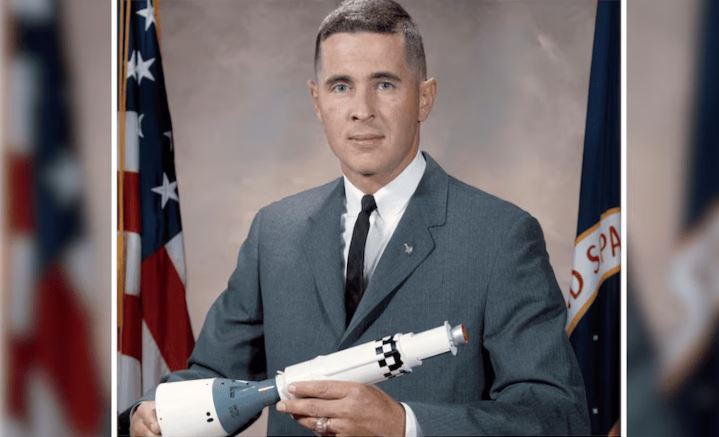 Former Astronaut William Anders : ‘Earthrise’ तस्वीर खींचने वाले पूर्व अंतरिक्ष यात्री विलियम एंडर्स की विमान दुर्घटना में मौत