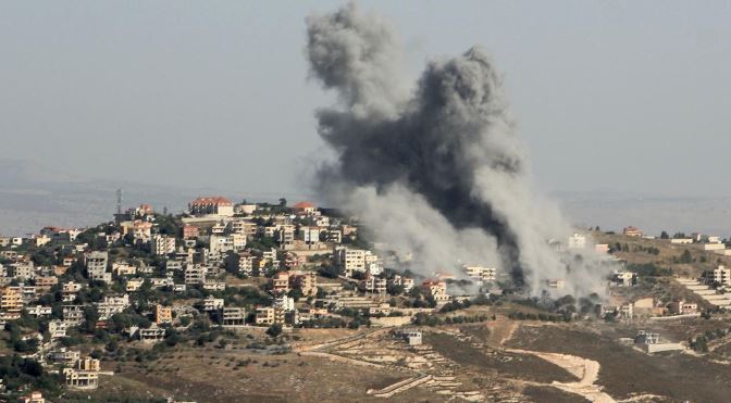 Israel Strike in Lebanon : लेबनान पर इजरायली हमले में हिजबुल्लाह सीनियर कमांडर समेत चार की मौत