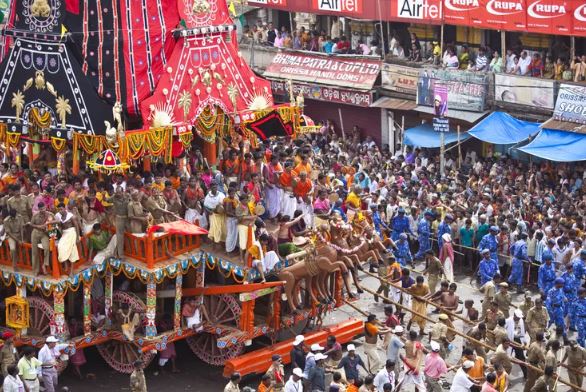 Jagannath Rath Yatra 2024 : भगवान जगन्नाथ रथयात्रा की लकड़ियां सोने की कुल्हाड़ी से काटी जाती हैं , रथ का रंग लाल और पीला होता है