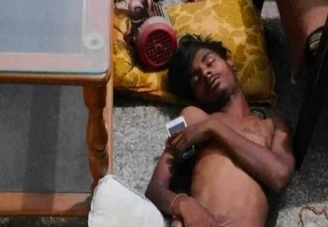 Lucknow: घर में चोरी करने के बाद AC की हवा खा रहे चोर को आई नींद, आंख खुली तो पुलिस को देख उड़ गए होश