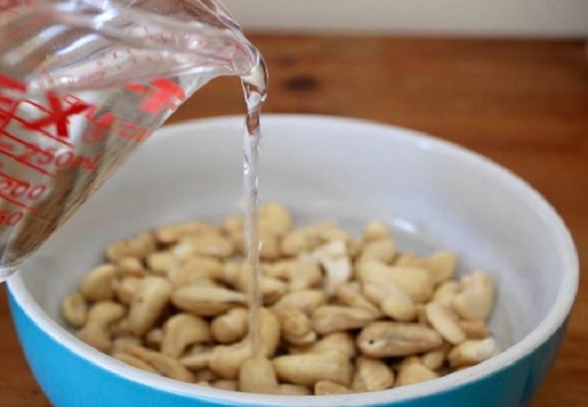 Benefits of eating soaked cashews on an empty stomach