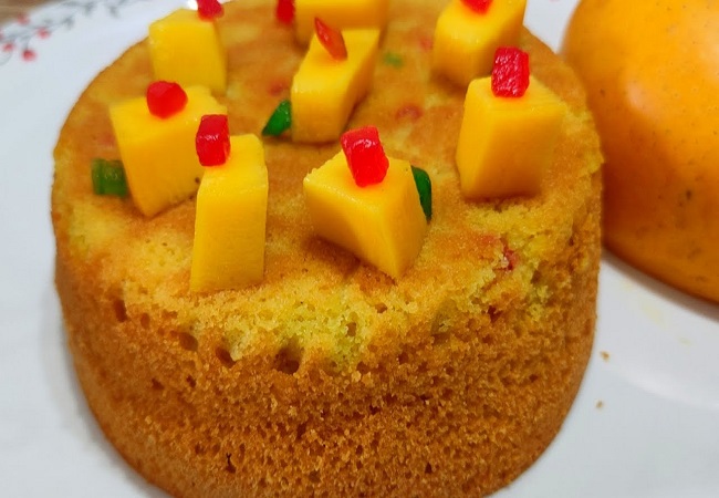 Mango Cake at home: आम के सीजन में घर में ऐसे बनाएं बच्चों का फेवरेट मैंगो केक, ये है रेसिपी