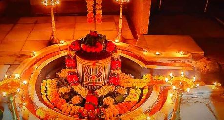 Sawan 2024 Baidyanath Dham Darshan : सावन में इन 2 ज्योतिर्लिंग के दर्शन से कटता है कष्ट, मिलता है 12 ज्योतिर्लिंग की पूजा का फल