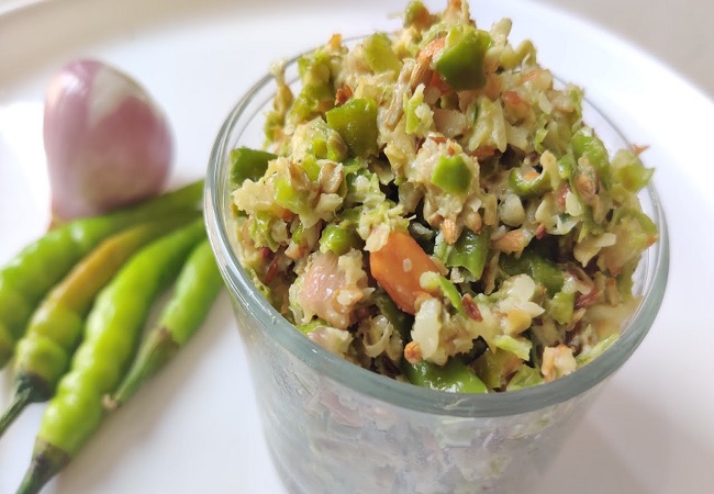 green chilli and garlic chutney: खाने और जुबान के स्वाद में लगाएं हरी मिर्च और लहसुन की चटनी का तड़का, उंगलियां चाटते रह जाएंगे आप