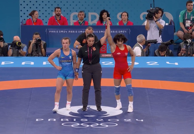 Vinesh Phogat: सेमी-फाइनल में पहुंची विनेश फोगाट; क्वार्टर फाइनल में यूक्रेन की ओक्साना लिवाच को 7-5 से दी मात