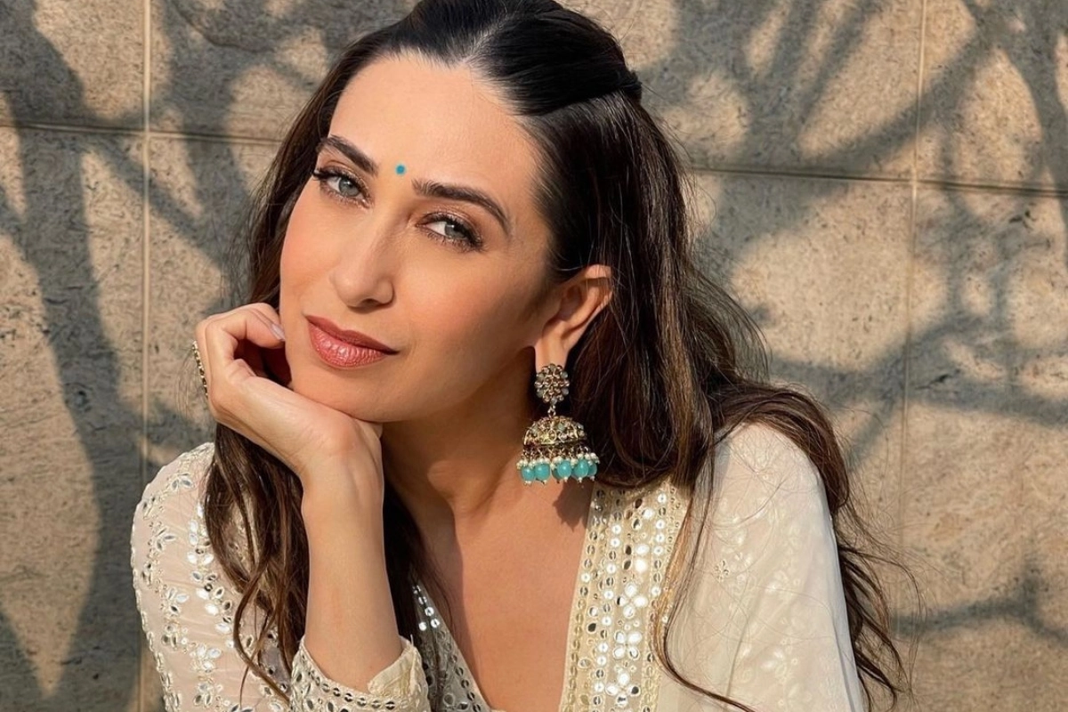 Karisma Kapoor ने शेयर किया प्रेगनेंसी का दर्द भरा किस्सा, ‘ड्रेस नहीं आई फिट तो सास बोली- इसे थप्पड़ क्यों नहीं मारते’…