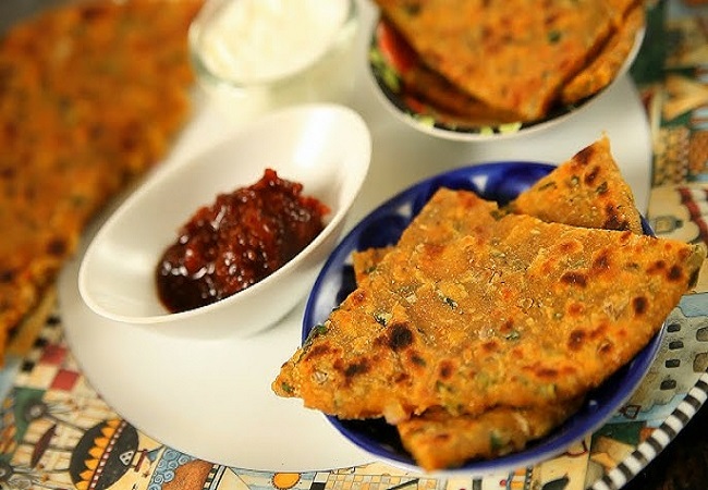 make Missi Paratha from stale lentils