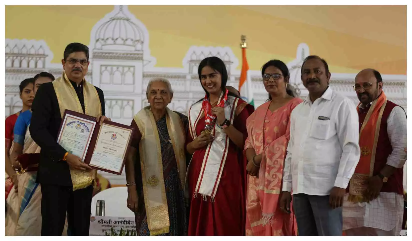 67th Convocation of Lucknow University : आनंदीबेन पटेल ने कहा-विद्यार्थी अर्जित ज्ञान को सार्थक व सकारात्मक रूप से समाज को वापस करें