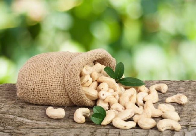 Benefits of eating cashew nuts