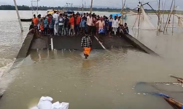 Bridge collapsed in Bihar