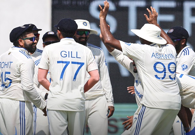 IND vs BAN 2nd Test Day 4: मोमिनुल हक ने जड़ा टेस्ट करियर का 13वां शतक; लंच ब्रेक तक बांग्लादेश का स्कोर- 205/6