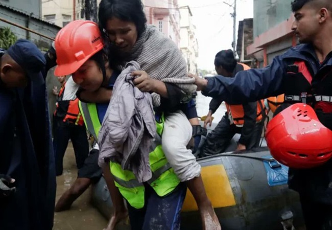 Video: नेपाल में बाढ़ और भूस्खलन से मची भीषण तबाही; अब तक 122 लोगों की मौत, 64 लापता