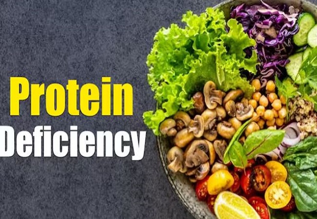 Protein deficiency: शरीर में प्रोटीन की कमी होने पर दिखते हैं ये लक्षण