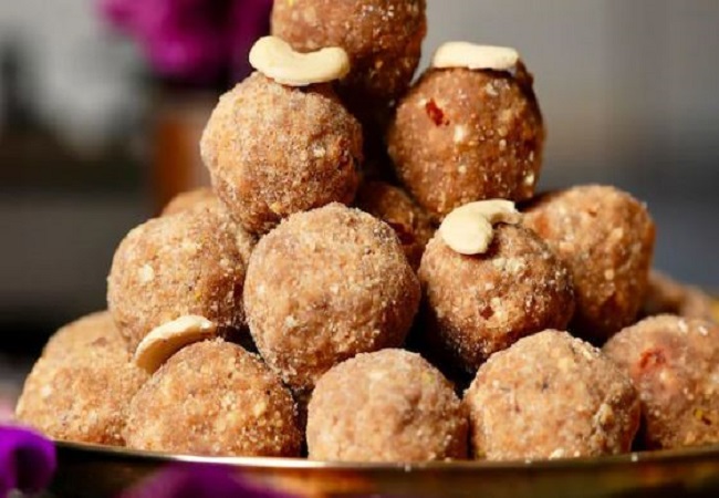 easy way to make Prasadam Laddu