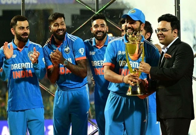 Asia Cup 2025 में नहीं खेल पाएंगे रोहित शर्मा और विराट कोहली; टूर्नामेंट की मेजबानी करेगा भारत