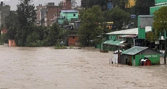 Nepal Floods : नेपाल में बाढ़-भूस्खलन से भारी तबाही , मरने वालों की संख्या 217 हुई