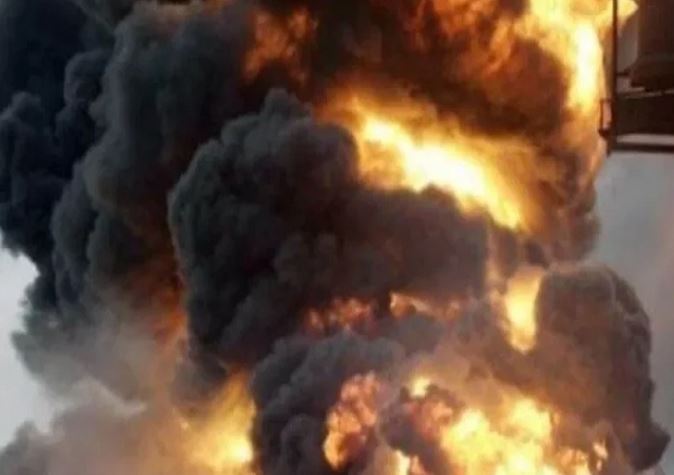 Nigeria petrol tanker explosion : नाइजीरिया में पेट्रोल टैंकर में हुआ विस्फोट , 94 लोगों की मौत