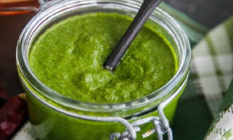 Spicy Coriander Mint Chutney: