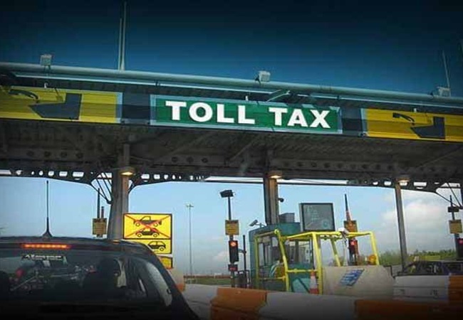 Toll Tax Free: वाहन चालकों के लिए बड़ी खुशखबरी; इस शहर में नहीं देना होगा टोल टैक्स