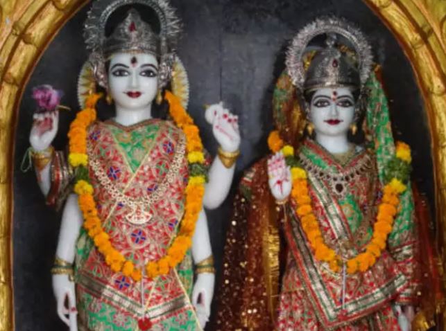 Devuthani Ekadashi 2024 : देवउठनी एकादशी पर आज कर लें ये उपाय, विवाह के जल्द बनेंगे योग