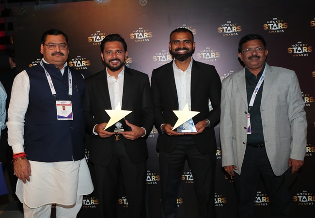 FIH Awards 2024: कप्तान हरमनप्रीत सिंह ने जीता ‘बेस्ट प्लेयर ऑफ द ईयर’ का अवॉर्ड; पीआर श्रीजेश बने सर्वश्रेष्ठ गोलकीपर