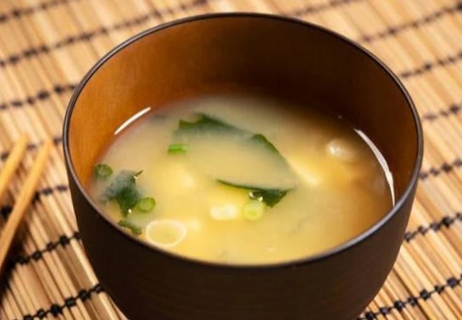 Miso Soup: शाम को कुछ खाने का कर रहा है मन, तो ट्राई करें जापान की फेमस डिश मिसो सूप, ये है बनाने का तरीका