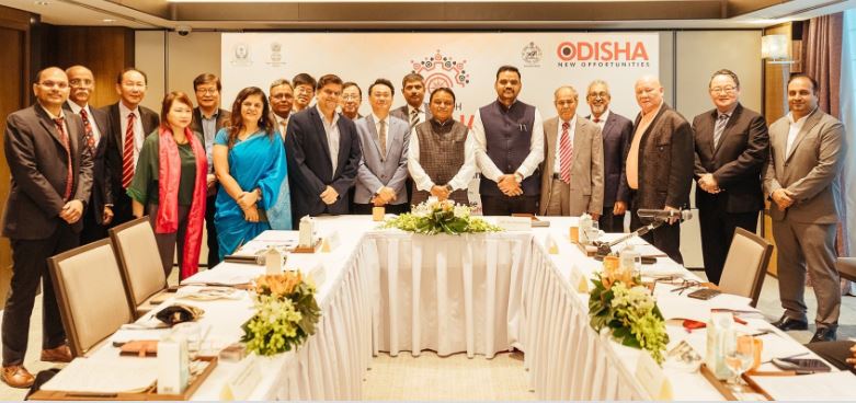 Odisha Delegation Singapore Roadshow : सिंगापुर में राज्य सरकार के निवेश रोड शो में 300 प्रतिनिधि शामिल , निवेश संभावनाओं को प्रदर्शित किया